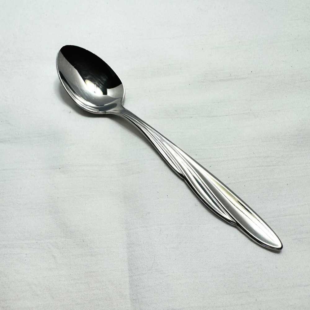 Oneida Community SHORELINE Stainless Steel Teaspoon Minimal Usage